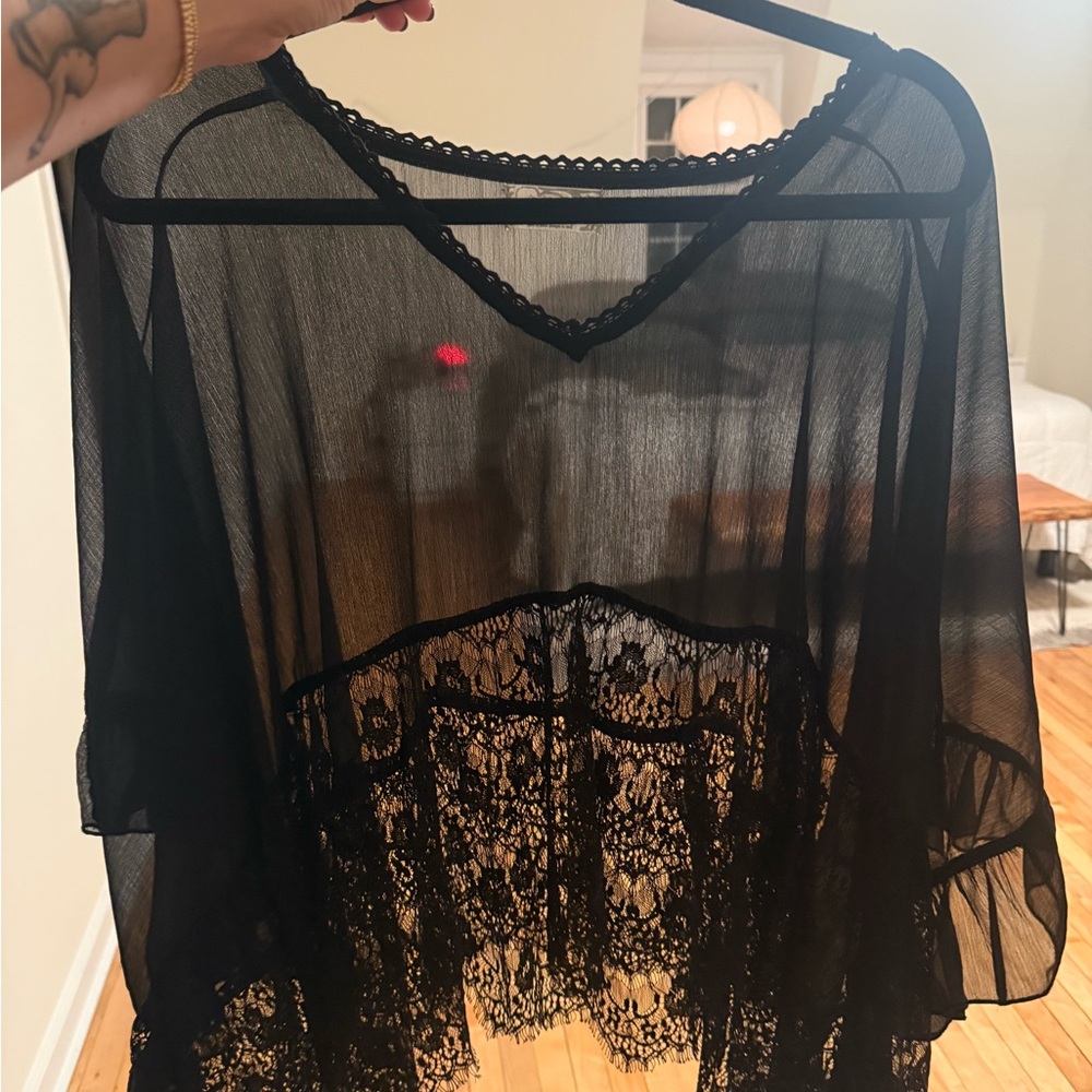 Dance with Me Sheer Poncho Free People - Picture 2 of 3
